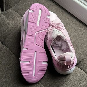 Puma Women's Muse Satin II Sneakers Size 9M (New)